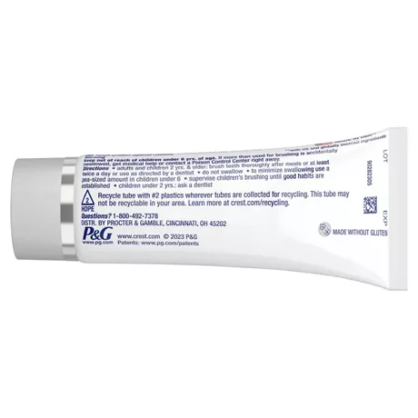 Crest-3D-White-Whitening-Therapy-Charcoal-Deep-Clean-cu-fluor-Pasta-de-dinti-Menta-Revigoranta-99g-5.webp
